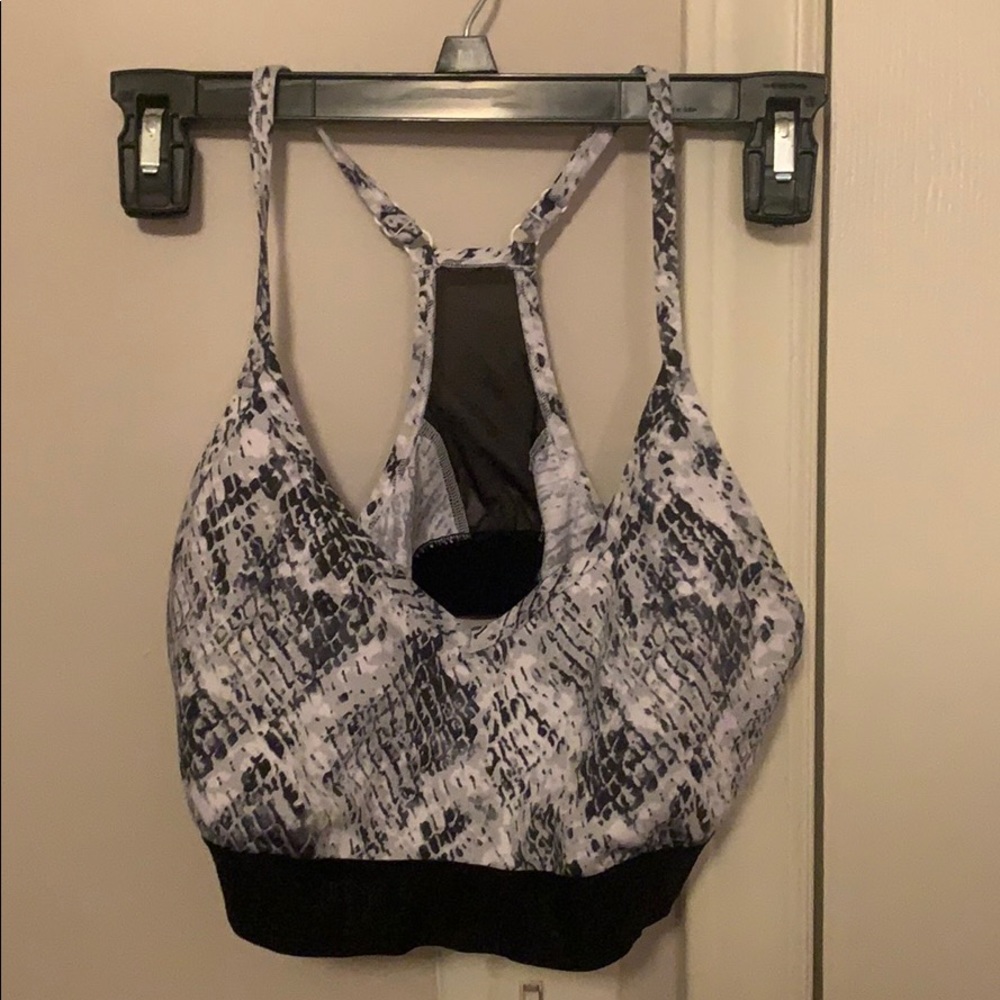 PINK victoria’s secret sports bra